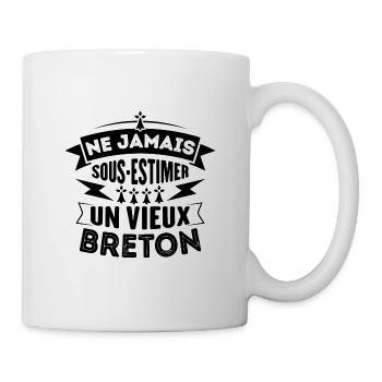 Ne jamais sous estimer un vieux Breton - Mug blanc - blanc - Droite