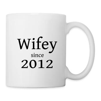 Wifey since 2012 für den Partner - Tasse - Weiß - Rechts
