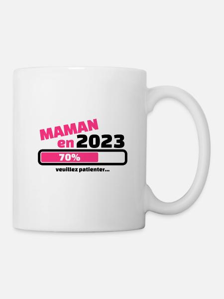maman en 2023 veuillez patienter - Mug blanc - blanc