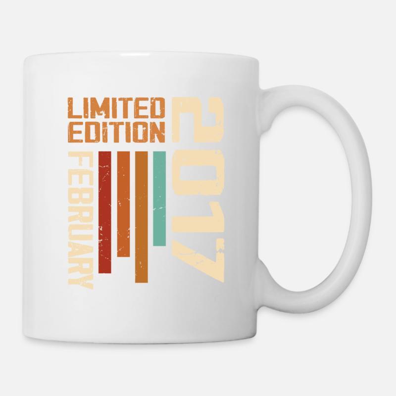 Née en Février 2017 Rétro 2017 Anniversaire - Mug blanc - blanc