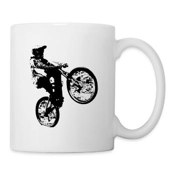 Vélo de montagne faisant un wheelie. - Mug blanc - blanc - Droite