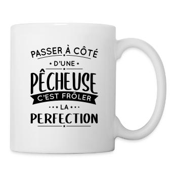 Pêcheuse - Frôler la perfection - Cadeau pêche - Mug blanc - blanc - Droite