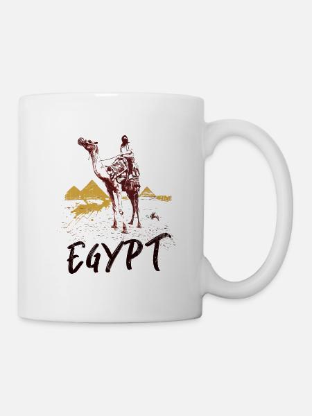 Illustration: Bédouin d'Égypte et pyramides - Mug blanc - blanc