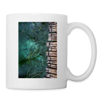 Naturbild Holzsteg mit Fischen - Geschenkidee - Tasse - Weiß - Rechts