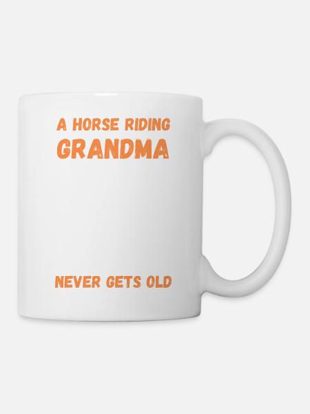 Eine reitende Großmutter - Tasse - Weiß