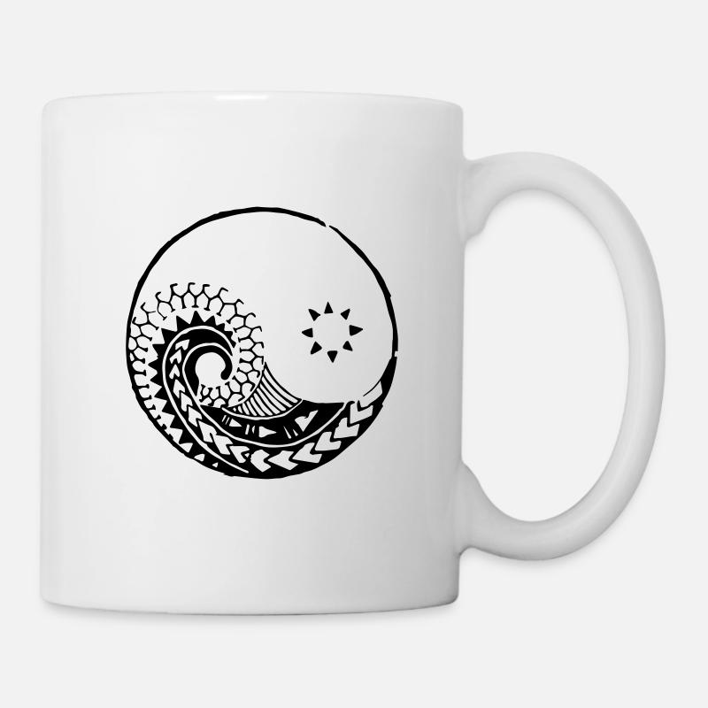 Yin Yang Polynesian Maori Tattoo - Mug - white