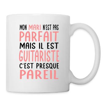 Mein Mann ist nicht perfekt, aber er ist Gitarrist - Tasse - Weiß - Rechts