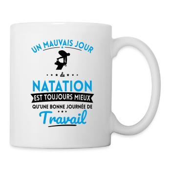 Mauvais jour de natation mieux que journée travail - Mug blanc - blanc - Droite