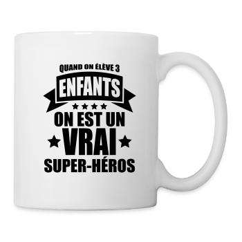 quand on élève 3 enfants on est un super-héros - Mug blanc - blanc - Droite