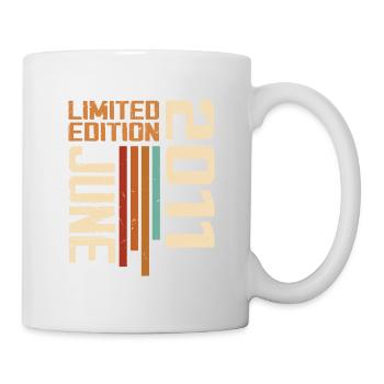 Juin 2011 Cadeau anniversaire Juin 2011 Rétro 2011 - Mug blanc - blanc - Droite