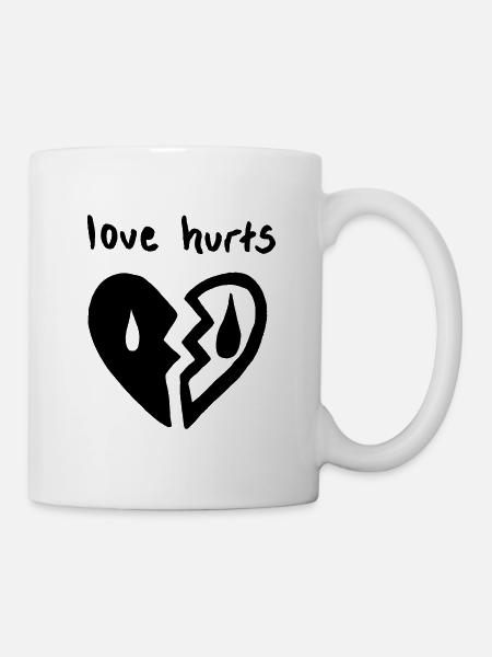 Love Hurts. Liebe tut weh - Tasse - Weiß
