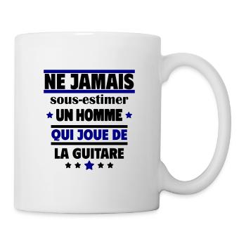 un homme qui joue de la guitare - Mug blanc - blanc - Droite