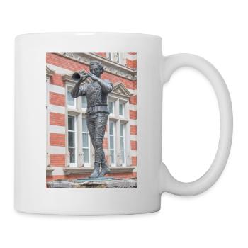 Statue Piper Pied (Piper Pied) Fontaine à Hameln - Mug blanc - blanc - Droite