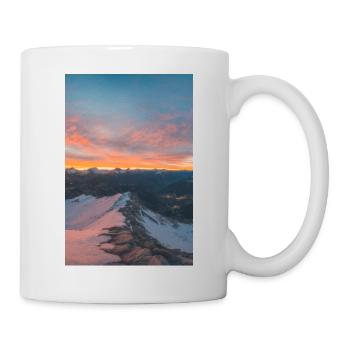 Alpiner Sonnenaufgang auf den Agrafa-Bergen - Tasse - Weiß - Rechts