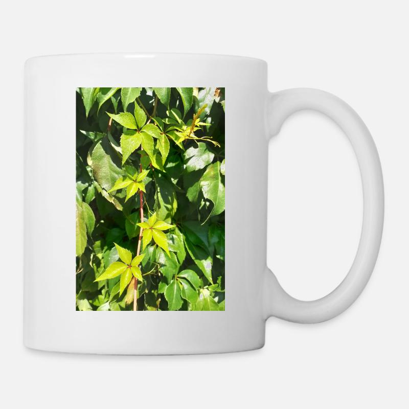 Young wild wine - Mug - white