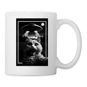 Cat Selfie with UFO – Funny Alien Encounter - Mug - white - Right