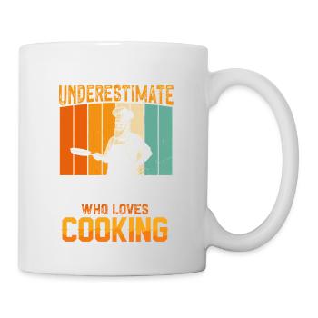 Never Underestimate an Old Man Who Cooks - Tasse - Weiß - Rechts