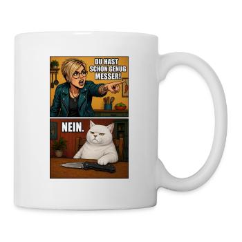 Küchenkonfrontation: Mutige Chefin vs Katze - Tasse - Weiß - Rechts