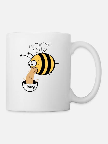 making of honey - bee :-) - Mug - white