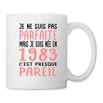 Anniversaire 40 ans - Pas parfaite née en 1983 - Mug blanc - blanc - Droite