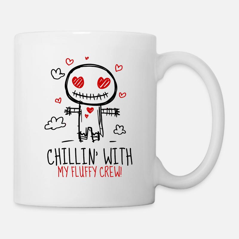 Voodoo-Puppe - „Chillin’ with My Fluffy Crew!“ - Tasse - Weiß