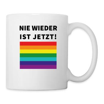 Nie wieder ist jetzt! Schriftzug und Pride Flagge - Tasse - Weiß - Rechts