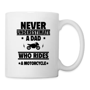 Ne sous-estimez jamais un papa qui est une moto - Mug blanc - blanc - Droite