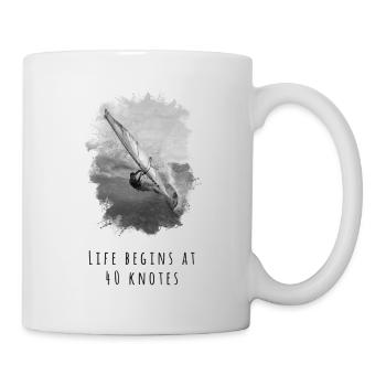 Life begins at 40 knotes (schwarz) - Tasse - Weiß - Rechts