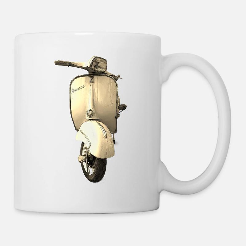 Cremefarbener Retro-Roller - Tasse - Weiß