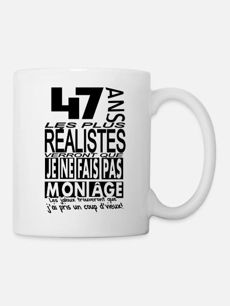 47 ans / anniversaire 47 ans / t-shirt 47 ans - Mug blanc - blanc