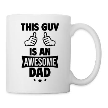 Dieser Typ ist ein cooler Papa - Tasse - Weiß - Rechts