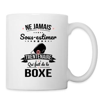 Sous-estimer une trentenaire qui fait de la boxe - Mug blanc - blanc - Droite