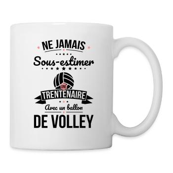Sous-estimer une trentenaire avec ballon de volley - Mug blanc - blanc - Droite