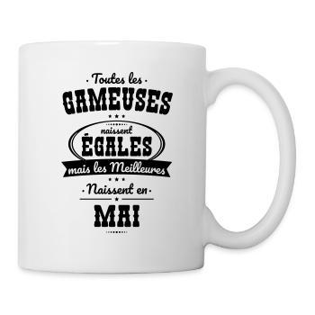 Gameuses égales meilleures naissent en Mai - Mug blanc - blanc - Droite