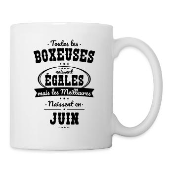 Boxeuses égales meilleures naissent en Juin - Mug blanc - blanc - Droite