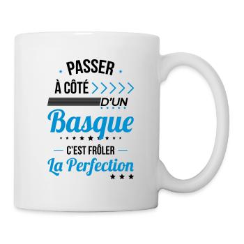 Basque - Frôler la perfection - Pays Basque - Mug blanc - blanc - Droite
