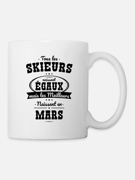 Skieurs égaux meilleurs naissent en Mars - Mug blanc - blanc