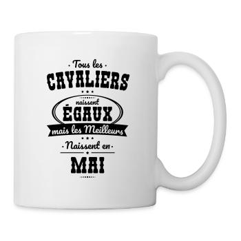 Cavaliers égaux meilleurs naissent en Mai - Mug blanc - blanc - Droite