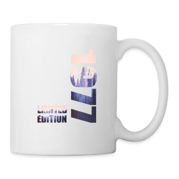 1977. Limited Edition T-Shirt Birthday Idea - Mug - white - Right