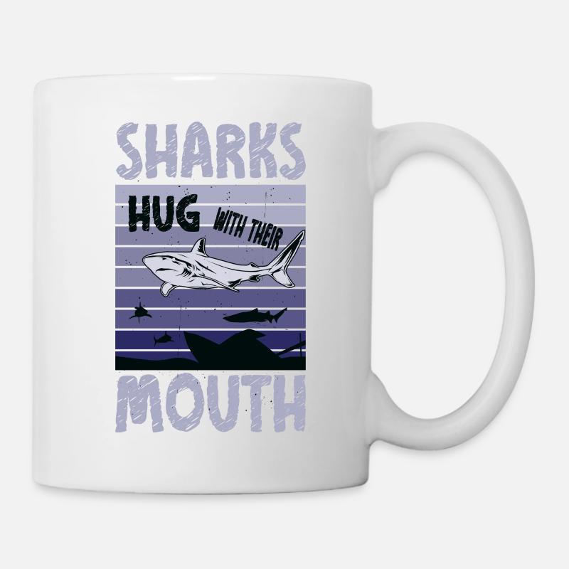Grand requin blanc étreindre le plus grand prédateur océan - Mug blanc - blanc