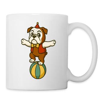 Zirkusbulldogge balanciert stolz auf dem Ball - Tasse - Weiß - Rechts