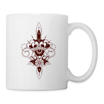 Filigranes mehndi inspiriertes Ornament in Rotbrau - Tasse - Weiß - Rechts