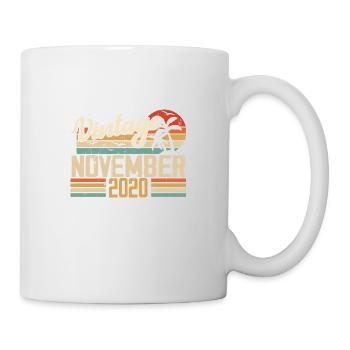 Legendary since November 2020 - Vintage 2020 - Mug - white - Right