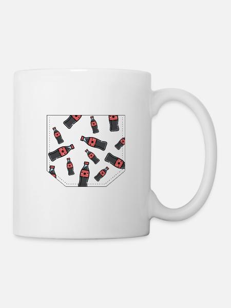Brusttasche Cola Geschenk Idee - Tasse - Weiß