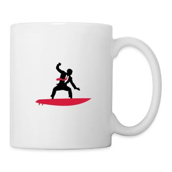 Ein Manager surft im Büro - Tasse - Weiß - Rechts
