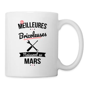 Les meilleures bricoleuses naissent en Mars - Mug blanc - blanc - Droite