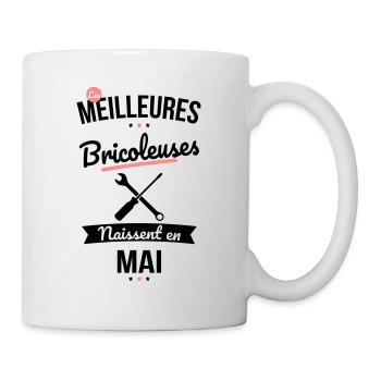 Les meilleures bricoleuses naissent en Mai - Mug blanc - blanc - Droite