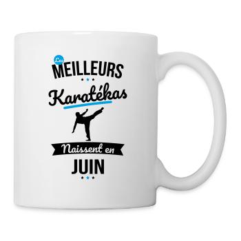 Les meilleurs karatékas naissent en Juin - Mug blanc - blanc - Droite