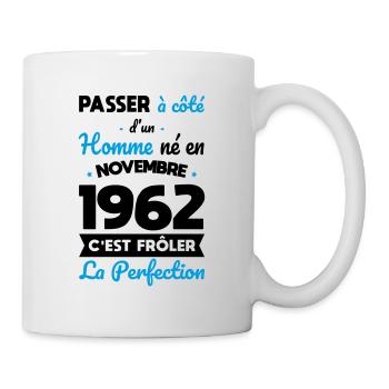 Anniversaire 60 ans - Né en Novembre 1962 - Mug blanc - blanc - Droite