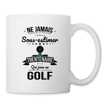 Sous-estimer un trentenaire qui joue au golf - Mug blanc - blanc - Droite